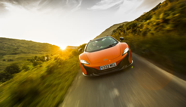 2015-McLaren-650S-Spider-0002