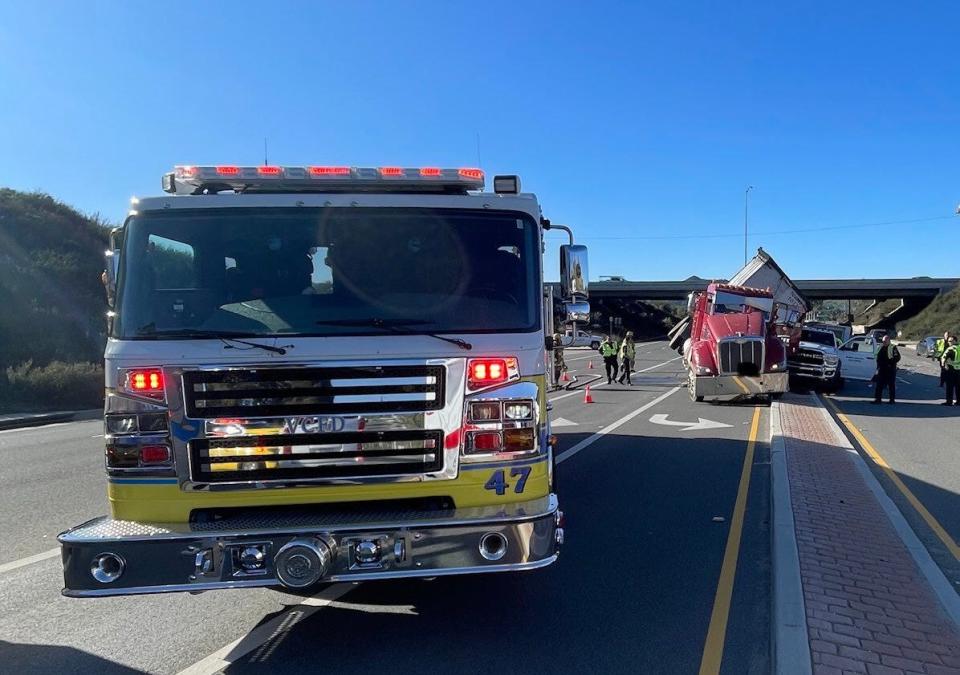 A crash between a big rig and a commercial truck on Madera Road in Simi Valley Tuesday morning closed traffic lanes and an offramp from Highway 118.