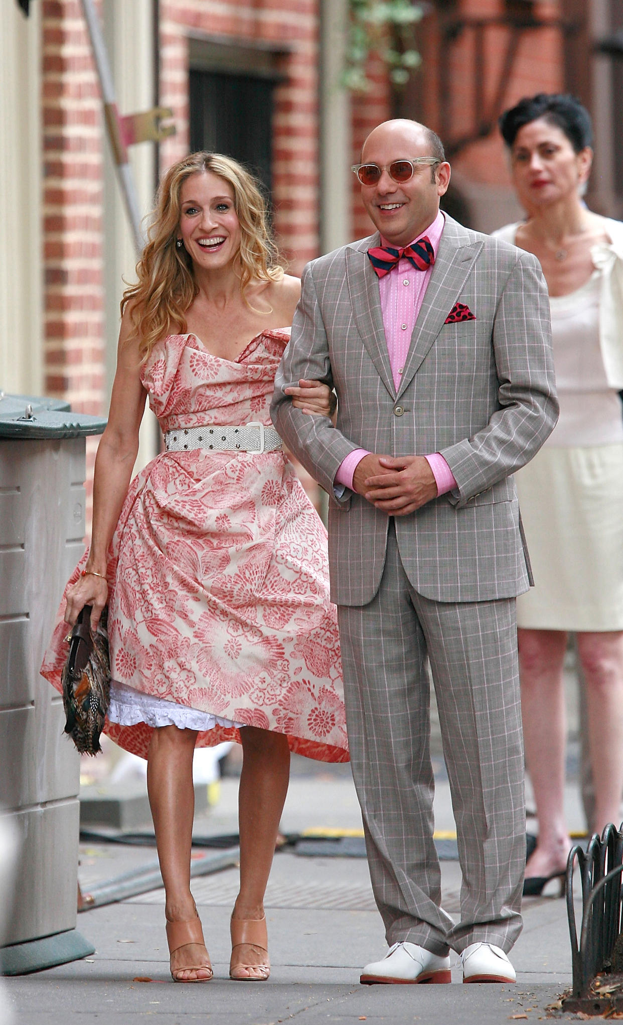 NEW YORK - OCTOBER 01:  Actress Sarah Jessica Parker  and actor Willie Garson sighting filming a scene for the movie 