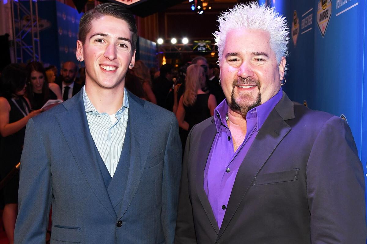 Buddy Valastro and Guy Fieri Have Fun Father-Son Meetup in Las Vegas