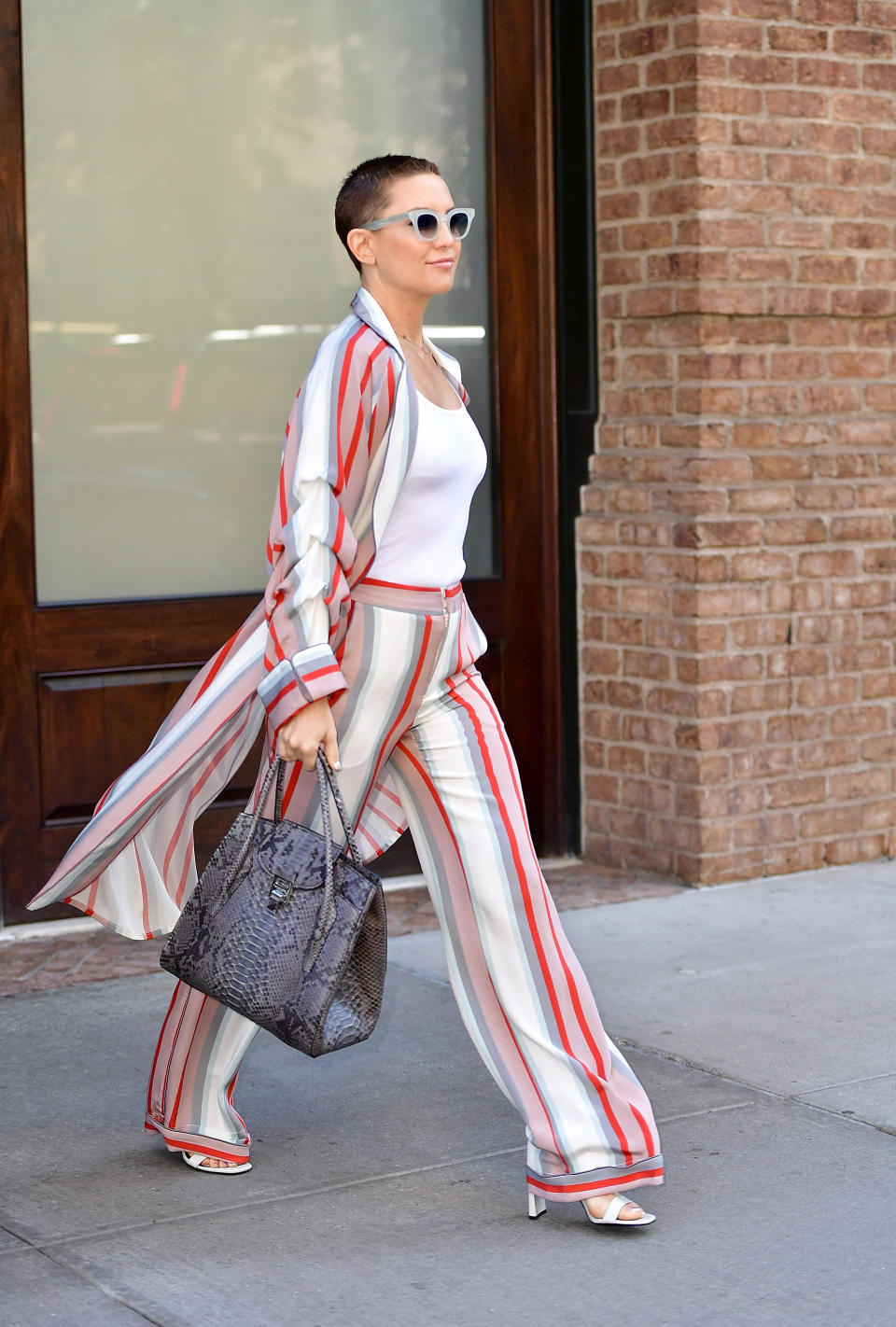 Hudson, caught traipsing through Tribeca, really seems to be feeling her updated look. (Photo: Getty Images)