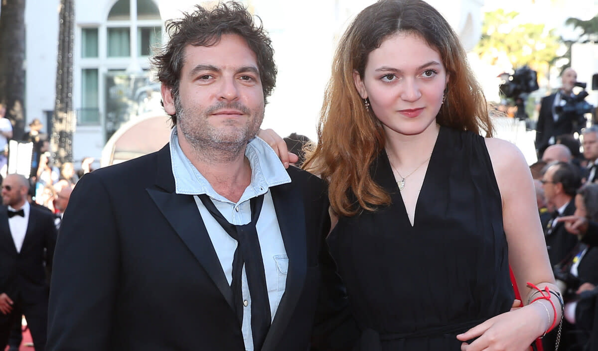 <p>Matthieu Chedid est l'heureux papa de trois enfants, dont l'aînée qui se prénomme Billie.</p>
<p>Le chanteur M (Matthieu Chedid) et sa fille Billie - Montée des marches du film " Les Filles du Soleil " lors du 71ème Festival International du Film de Cannes. © Borde-Jacovides-Moreau/Bestimage <br /><br /></p> - © BestImage, JACOVIDES-BORDE-MOREAU