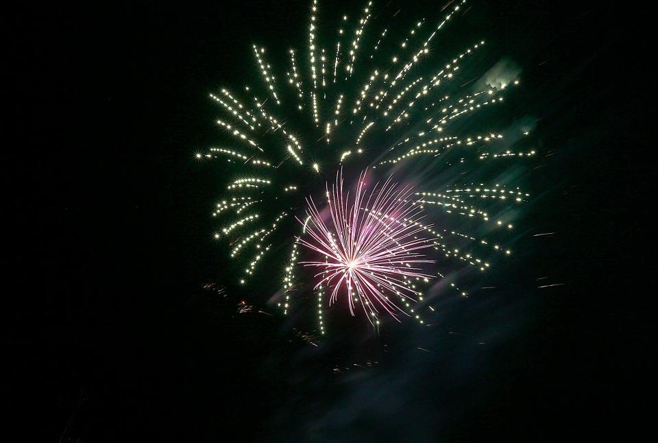 The annual Ashland Rotary 4th of  July fireworks show at Ashland High School lit up the sky for around 20 minutes Monday night, July 4, 2022. TOM E. PUSKAR/ASHLAND TIMES-GAZETTE