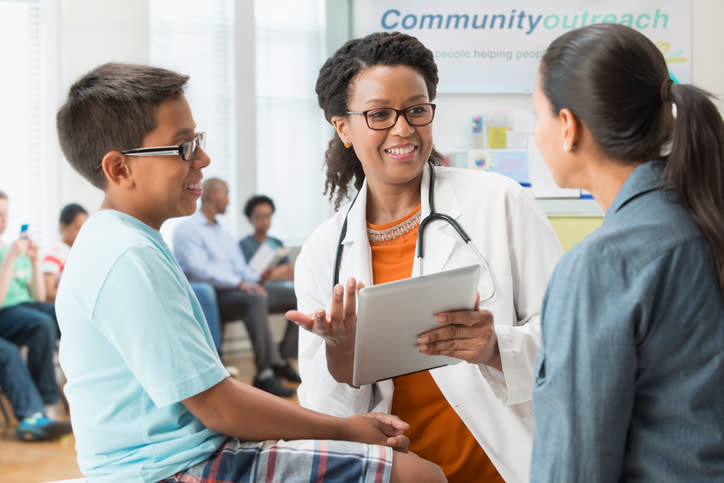 La buena comunicación entre médicos y pacientes sería fundamental para la buena salud. – Foto: Jose Luis Pelaez Inc/Getty Images