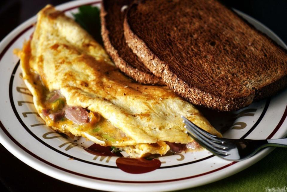 <strong>Get the <a href="http://passthesushi.com/prime-rib-omelet/" target="_blank">Prime Rib Omelet recipe</a> from Pass The Sushi</strong>