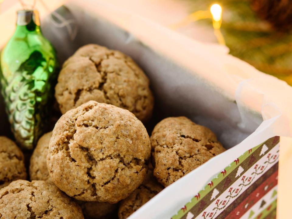 Peppernut cookies