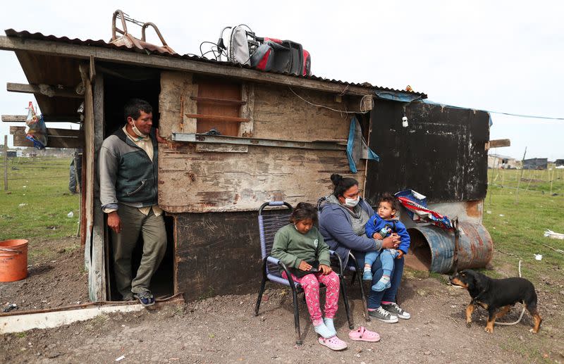 Una familia ocupó un sector de tierras en la provincia de Buenos Aires