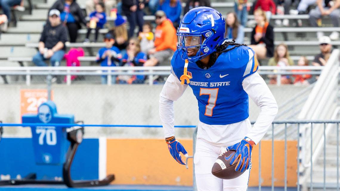 Boise State wide receiver Latrell Caples led the Broncos with 51 catches for 549 yards in 2022. Sarah A. Miller/smiller@idahostatesman.com