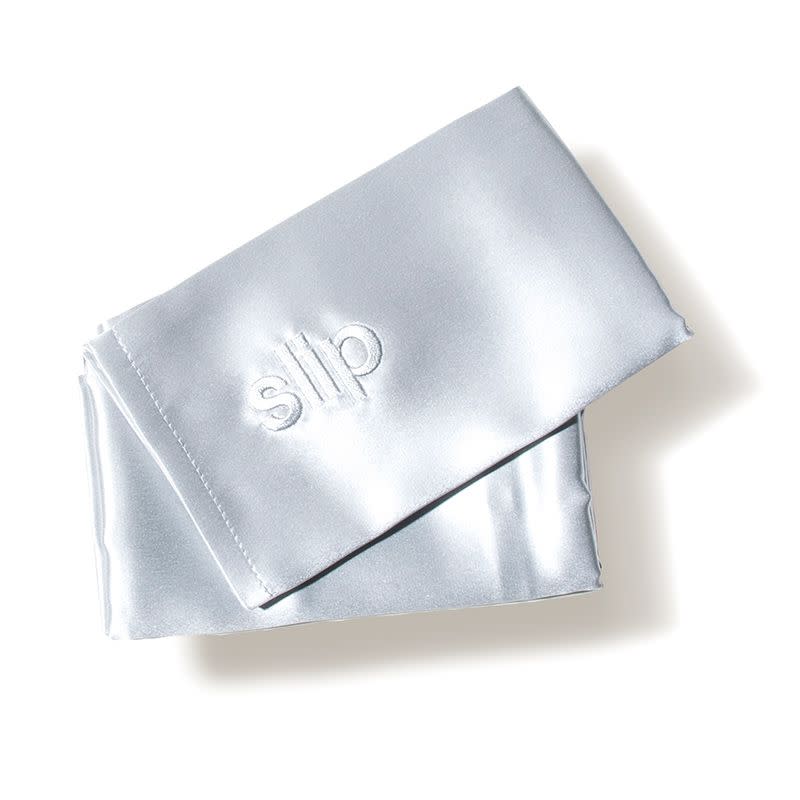 12) Queen Pure Silk Pillowcase in Silver