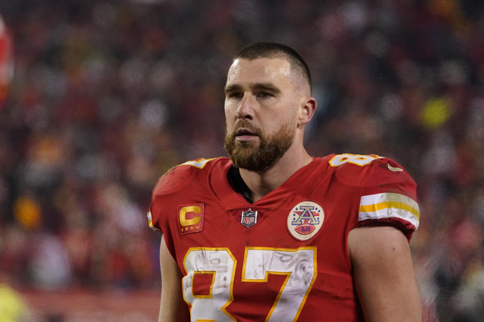 Kansas City Chiefs tight end Travis Kelce was listed as questionable on the team's injury report. (AP Photo/Ed Zurga)