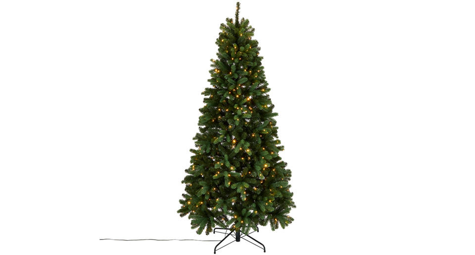 7.6ft Smart Natural looking Artificial Christmas tree 