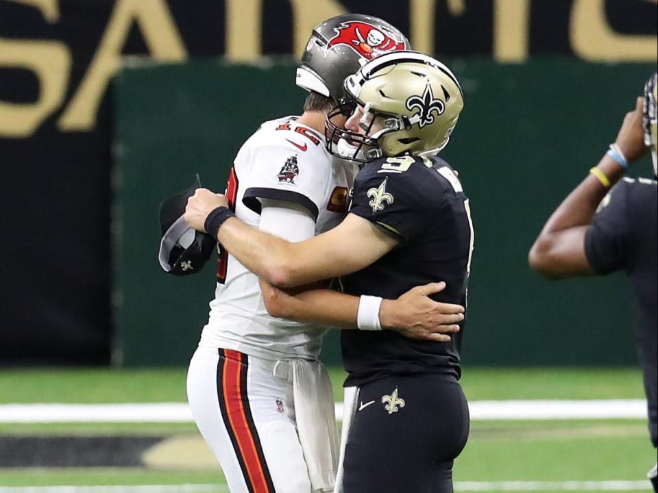 Tom Brady and Drew Brees share touching postgame moment  (Getty Images)