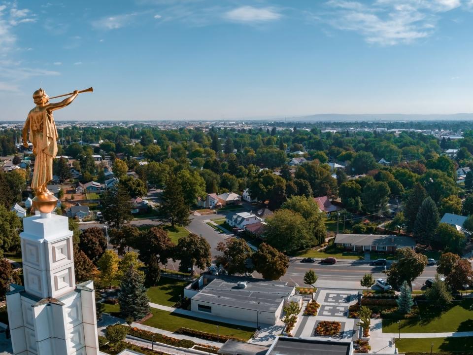 View of the temple in the Idaho falls, Idaho.