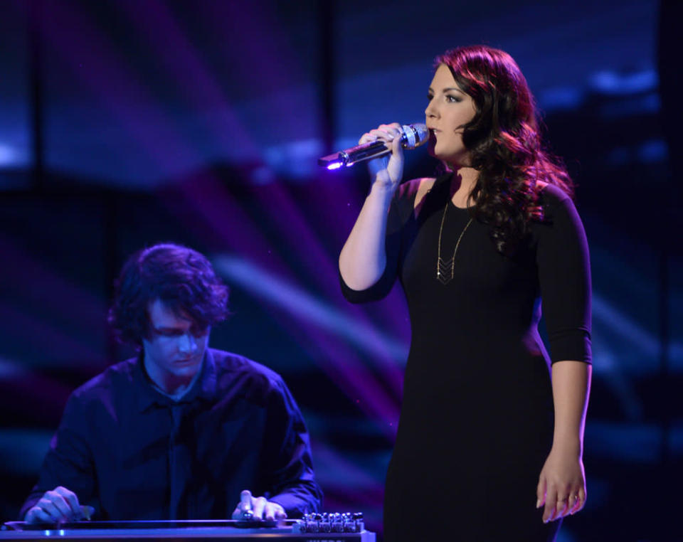 Kree Harrison performs "Help Me Make It Through the Night" on the Wednesday, April 10 episode of "American Idol."