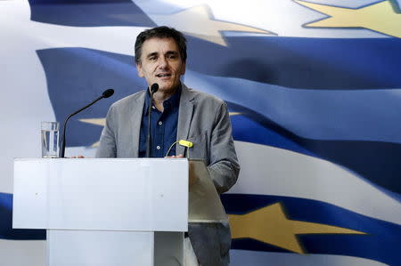 Greek Finance Minister Euclid Tsakalotos speaks to the media during a handover ceremony of outgoing Deputy Finance Minister Nadia Valavani to newly appointed Deputy Finance Minister Tryfon Alexiadis in Athens, Greece July 20, 2015. REUTERS/Alkis Konstantinidis