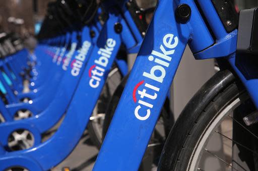 Bicicletas del sistema gratuito en Nueva York Citi Bike, aparcadas en una de las estaciones en el centro de la ciudad, el 21 de marzo de 2014 (Getty/AFP/Archivos | John Moore)