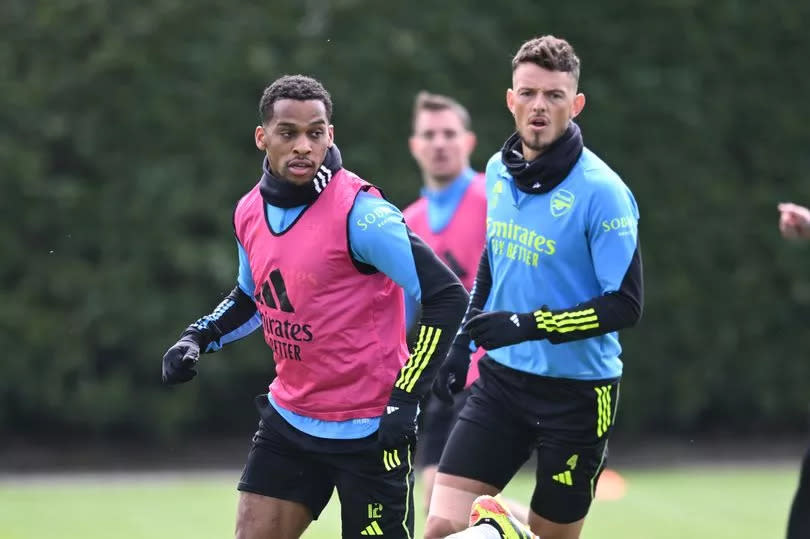 (L-R) Jurrien Timber and Ben White of Arsenal during a training session