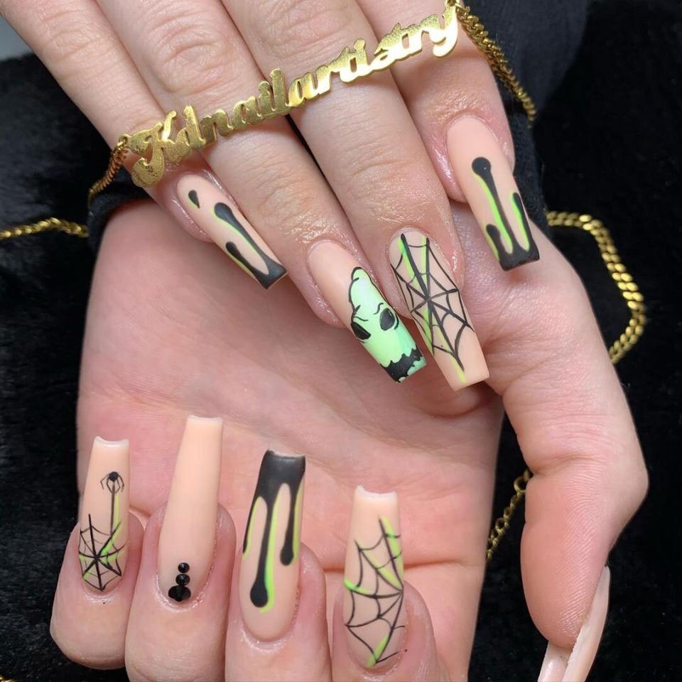 Halloween Nails - Scorpio