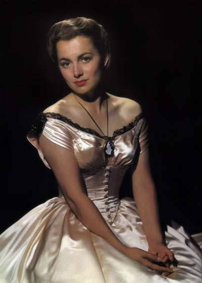 最後的亂世佳人，奧莉薇亞德哈維蘭（Olivia de Havilland），電影《聖塔菲小徑》（Santa Fe Trail）劇照（Wikipedia / Public Domain）