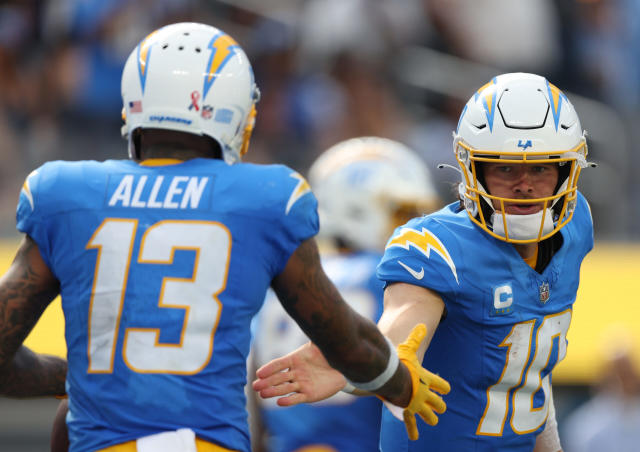 NFL stats leaders: Chargers' Justin Herbert, Keenan Allen sit near