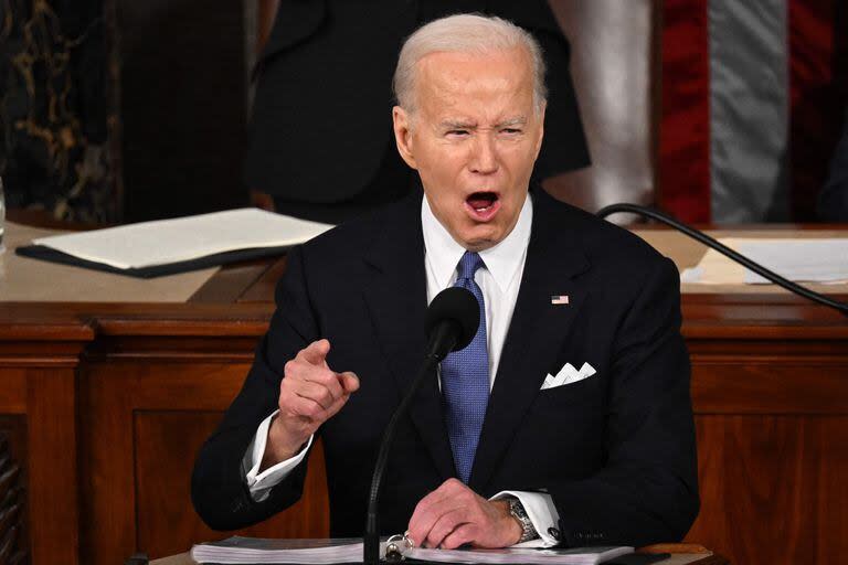 El presidente de Estados Unidos, Joe Biden, pronuncia su discurso sobre el estado de la Unión en la Cámara de Representantes del Capitolio de Estados Unidos