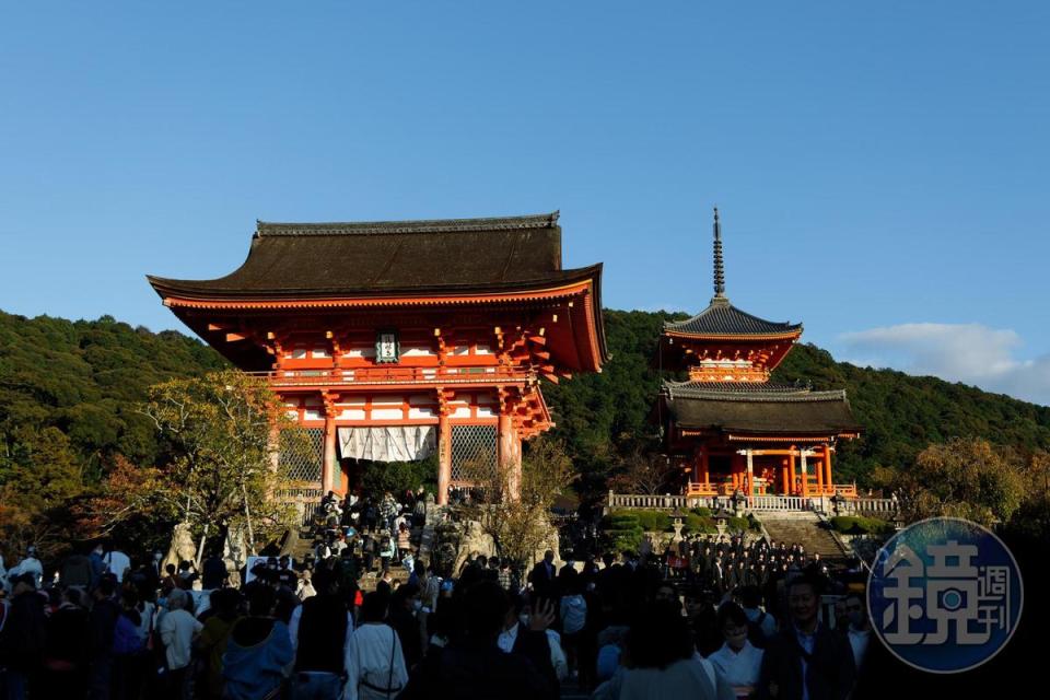 前往京都採訪期間，剛好遇到中學生舉辦畢業旅行。