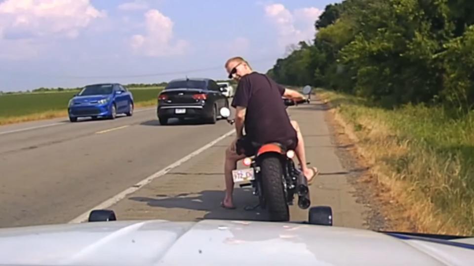 Guy Riding Motorcycle In Flip Flops Runs From Police