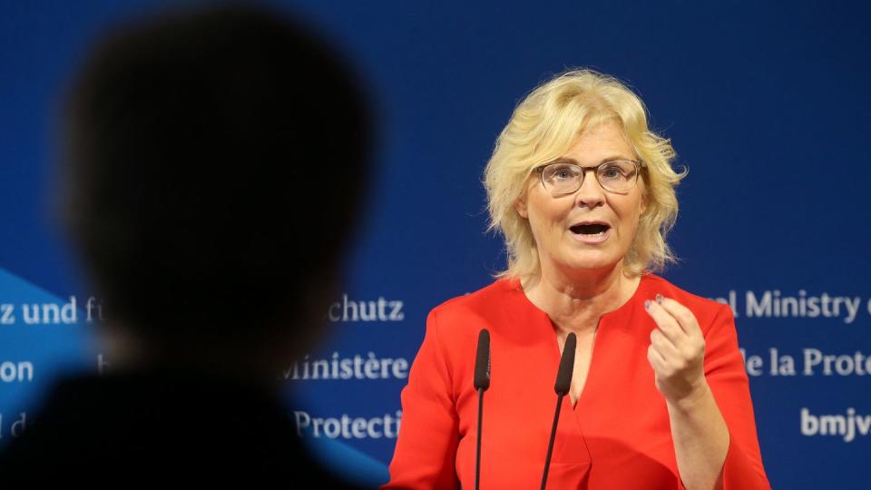 «Das Kanzleramt blockiert, mit Hinweis darauf, dass die Unionsfraktion im Bundestag nicht mitzieht»: Christine Lambrecht.