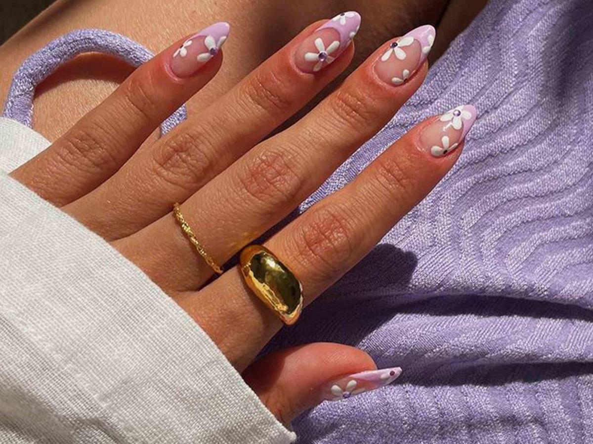 Best Summer Nail Art 2023: From Barbie Pink To Florals And Pastel Tips