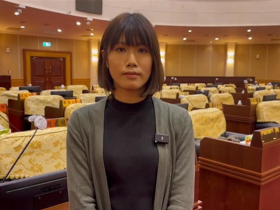 彰化議會公關室主任黃巧嫈指出，楊子賢議員這次接受教召在彰化縣議會是首例。（孫英哲攝）