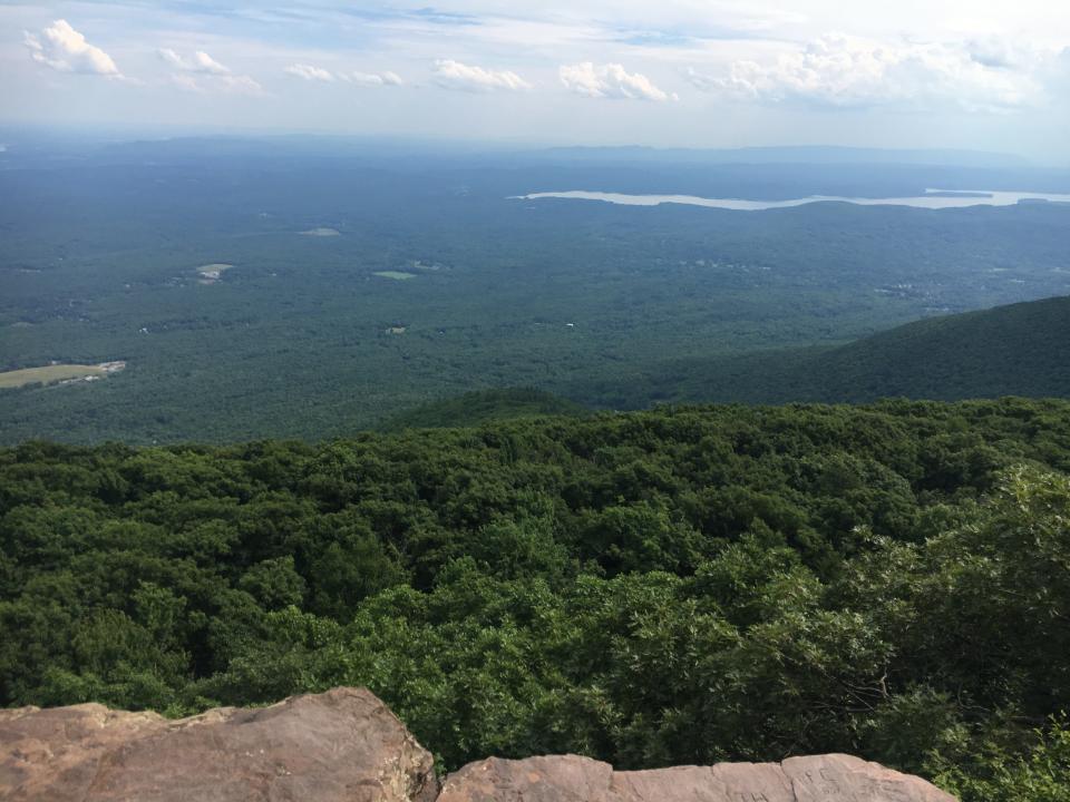 overlook mountain trail