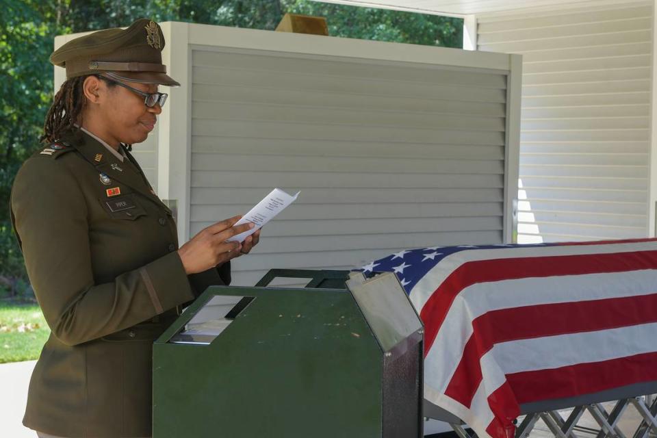 Chaplain Krysta Piper delivers the eulogy for retired Staff Sgt Robert J. Wolfenberger Jr. on Wednesday morning at Ft. Mitchell National Cemetery in Ft. Mitchell, Alabama. 07/05/2023