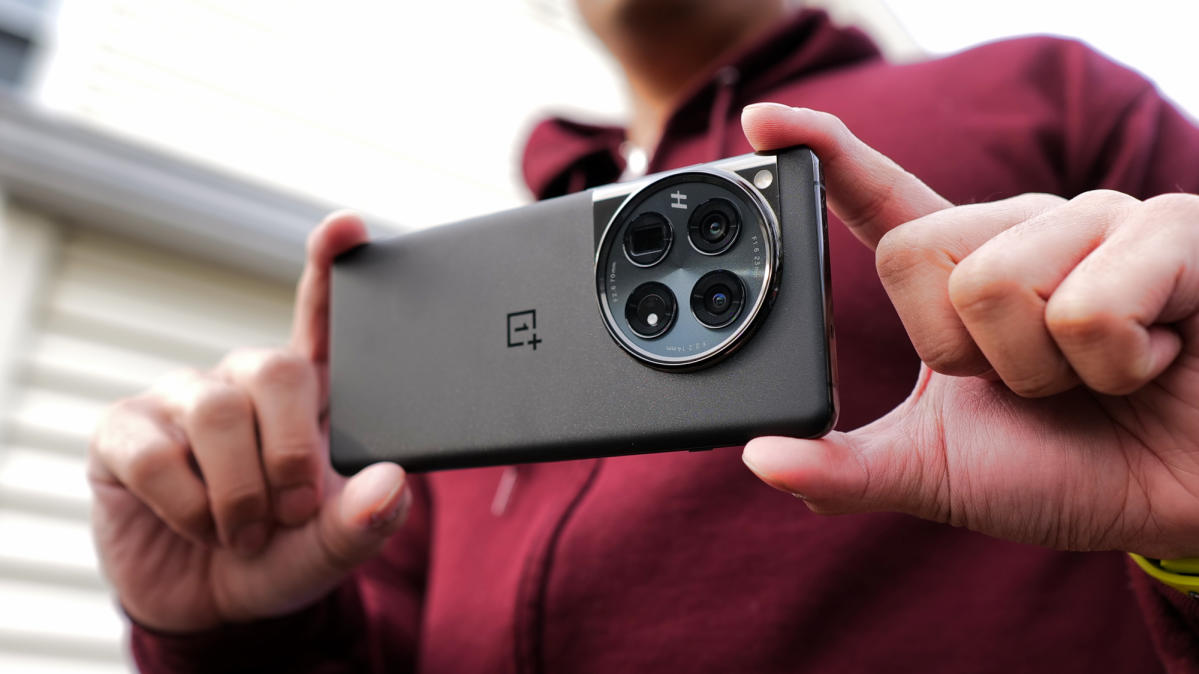 OnePlus 12: Company confirms camera system, ultra-bright display, return of  wireless charging and shares camera samples before December 5 launch -   News