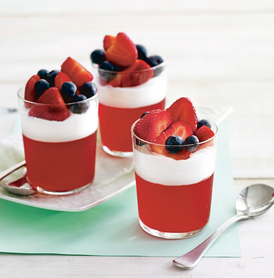 Strawberry gelatin parfait