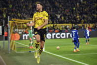 Dortmund's Niclas Fuellkrug celebrates after scoring his side's third goal during the Champions League quarterfinal second-leg soccer match between Borussia Dortmund and Atletico Madrid at the Signal-Iduna Park in Dortmund, Germany, Tuesday, April 16, 2024. (Bernd Thissen/dpa via AP)