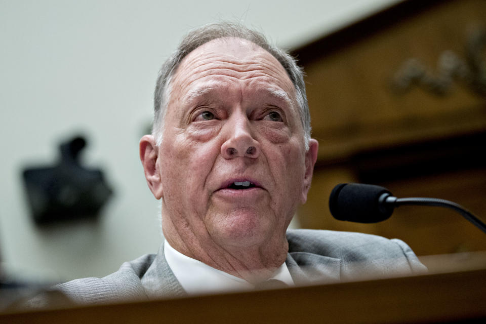 Randy Babbitt, former administrator of the Federal Aviation Administration. (Andrew Harrer/Bloomberg via Getty images)