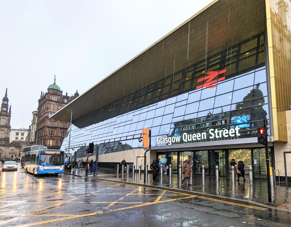 Glasgow Queen Street Station exterior