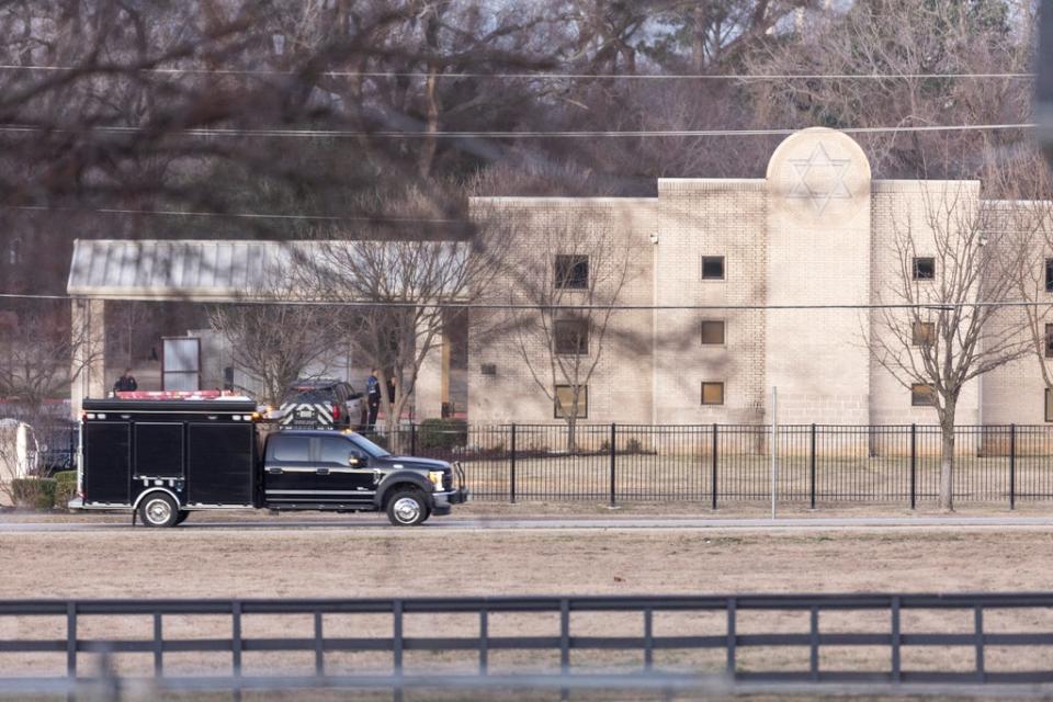 The hostages were held at the synagogue for more than 10 hours (Brandon Wade/AP) (AP)