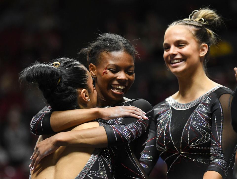 Feb.2, 2024; Tuscaloosa, Alabama, USA; Alabama gymnast Jamison Sears celebrates with teammates after her floor routine during Alabama’s gymnastics meet with Kentucky Friday in Coleman Coliseum. Kentucky got their first win ever in Tuscaloosa 197.525 to 196.850.