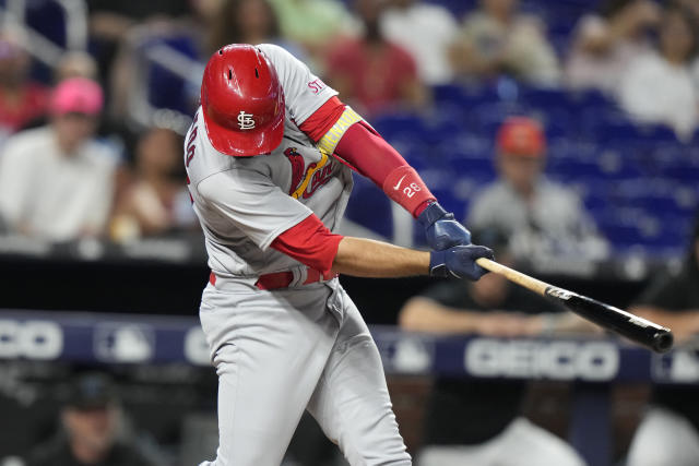 Cardinals sign RHP Chen-Wei Lin, their first player ever out of