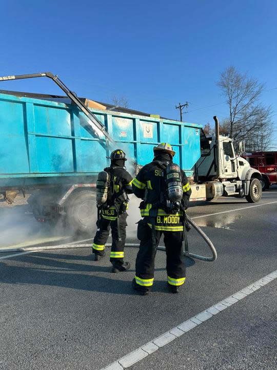 Nansemond Pkwy commercial vehicle fire (Courtesy: Suffolk Department of Fire & Rescue)