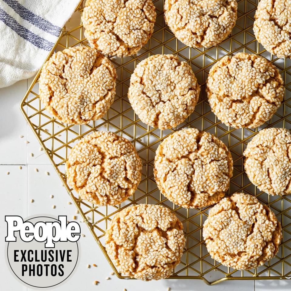 Peanut Butter & Sesame Crinkle Cookies