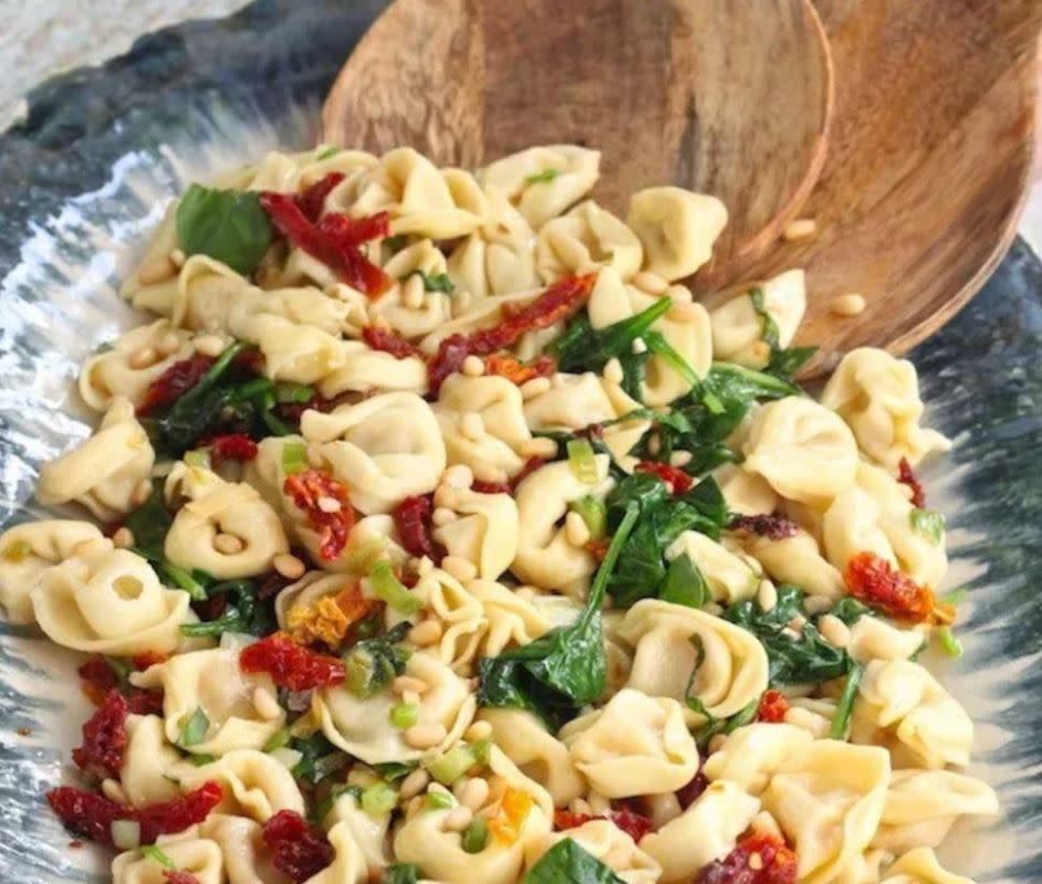 <p>Organic Kitchen</p><p>One bite of this tortellini dish unleashes so much flavor. </p><p><strong>Get the recipe: <a href="https://www.theorganickitchen.org/tortellini-with-sun-dried-spinach-and-tomatoes-another-15-minute-meal/" rel="nofollow noopener" target="_blank" data-ylk="slk:Three Cheese Tortellini With Spinach and Sun Dried Tomatoes;elm:context_link;itc:0;sec:content-canvas" class="link rapid-noclick-resp">Three Cheese Tortellini With Spinach and Sun Dried Tomatoes</a></strong></p>