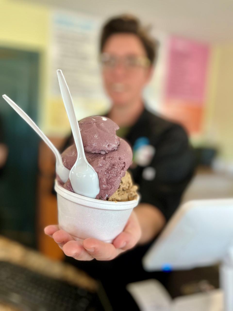 Ice cream comes in kiddie size, single scoop, double scoop, pints and quarts at Sanibel's Best Homemade Ice Cream.