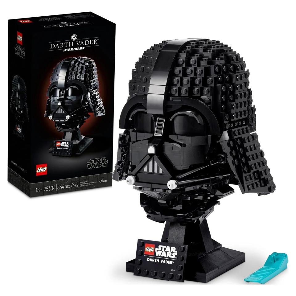 LEGO Star Wars Darth Vader Helmet