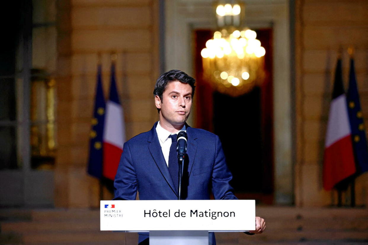 « La France mérite que l’on n’hésite pas, jamais », a déclaré Gabriel Attal en appelant à faire barrage au RN.  - Credit:Yara Nardi / REUTERS