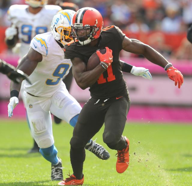 Look: Best photos from Browns loss to Los Angeles Chargers