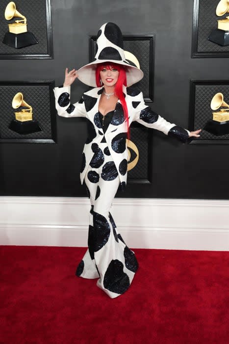 shania-twain-red-carpet