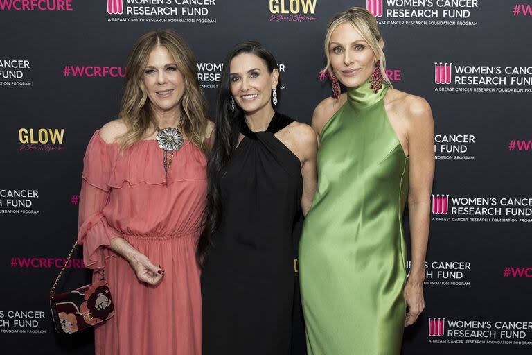 Anoche se llevó a cabo en Beverly Hills Una noche inolvidable, la gala benéfica que hace 25 años celebra la fundación Women’s Cancer Research con el objetivo de recaudar fondos para la investigación contra el cáncer. Entre las figuras que dijeron presente se lucieron Rita Wilson, Demi Moore y Jamie Alexander Tisch