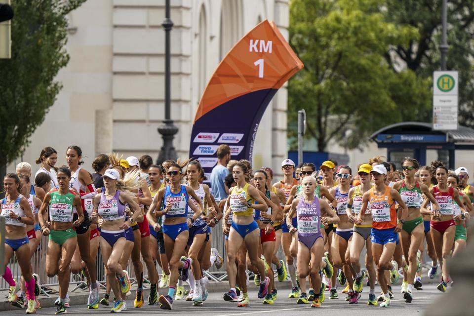 Becky Briggs finished 31st in difficult conditions in the marathon at the European Championships in Munich.